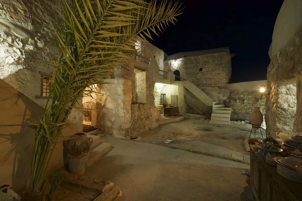 Auberge De Tamezret Tamazrat Exterior photo